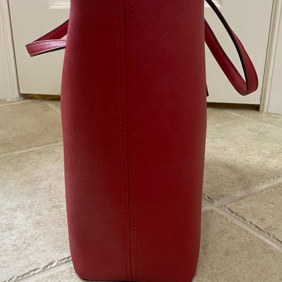 Michael Kors cherry red purse. VGUC, multiple pockets to neatly carry items. - Picture 5 of 13